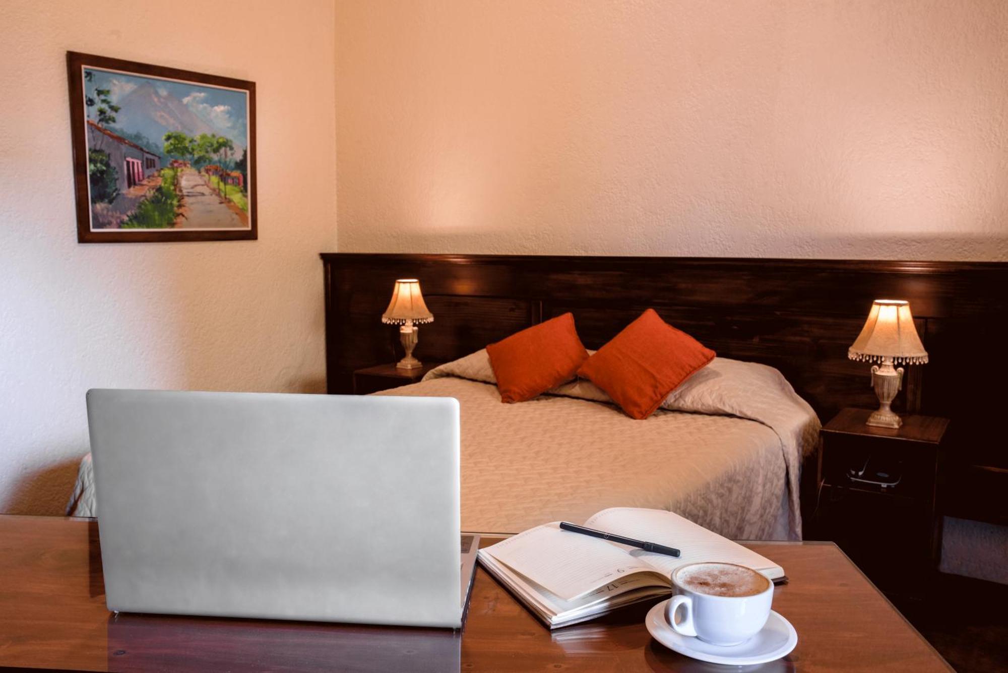 Hotel Villa Espanola Guatemala City Exterior photo